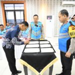 Polda Jambi Laksanakan Kegiatan Pakta Integritas dan Pengambilan Sumpah Penerimaan Bintara Brimob Polri T.A. 2025