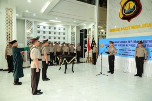 Kapolda Jambi Pimpin Sertijab Kabidkum, Tekankan Profesionalisme dan Integritas dalam Penegakan Hukum