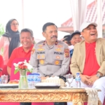 Wakapolda Jambi Saksikan Pawai Pembangunan dan Karnaval Kemerdekaan RI ke-81