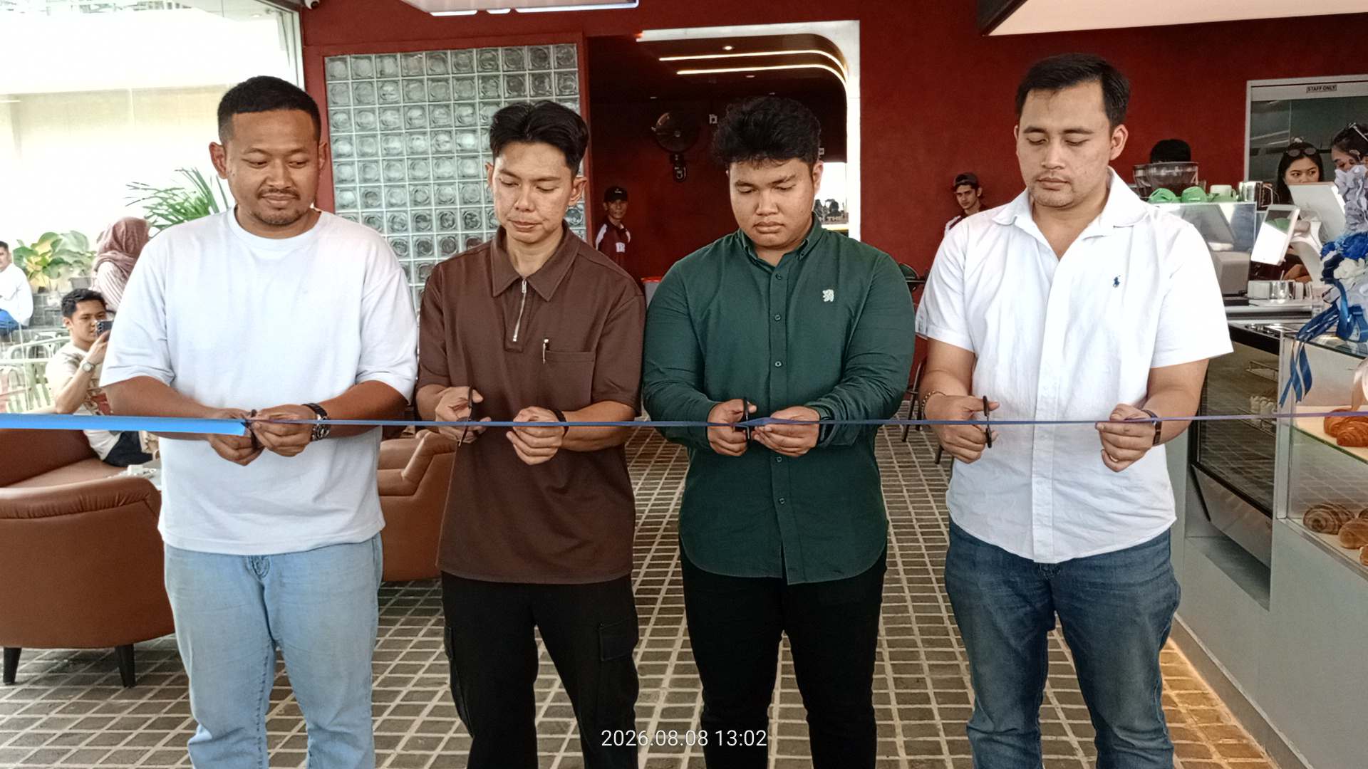 LTR COFFEE Resmi Dibuka, Langkah Baru Anak Muda Jambi Membangun Ruang Kreatif