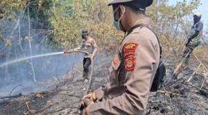 Polres Tebo Bersama TNI dan Instansi Terkait Tangani Karhutla di Sejumlah Wilayah