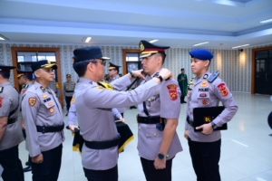 Kapolda Jambi Pimpin Sertijab Kabid Propam, Kabid Keu dan Tiga Kapolres