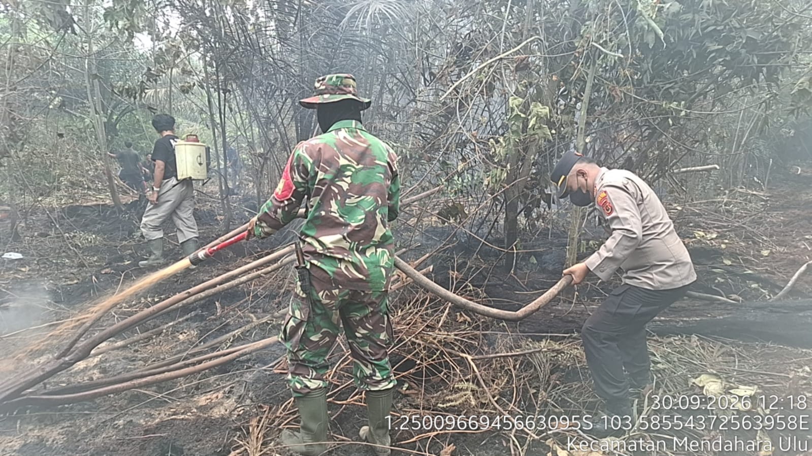 Polsek Muara Bulian Bersama Satgas Karhutla Ground Check Hotspot di Kawasan Tahura Sultan Thaha Syaifudin